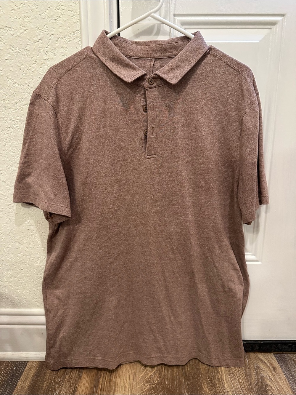 Lululemon Men's Short-Sleeve Polo Pique Evolution in Maroon